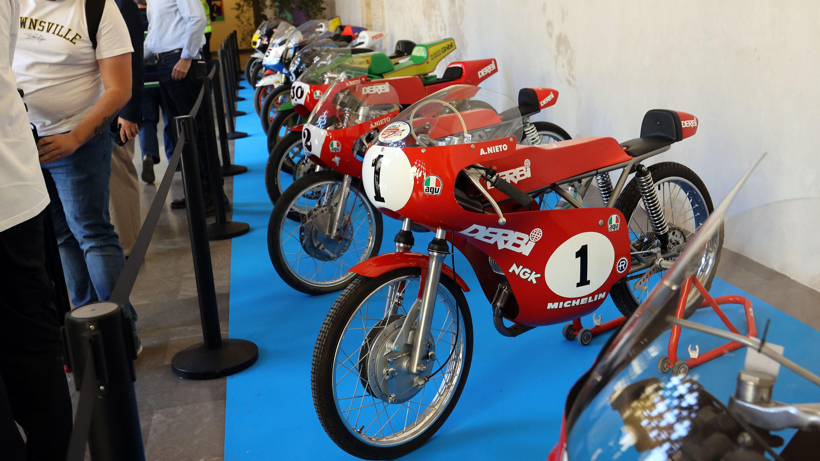 Exposición de motos clásicas y últimas novedades en Jerez por el Gran Premio