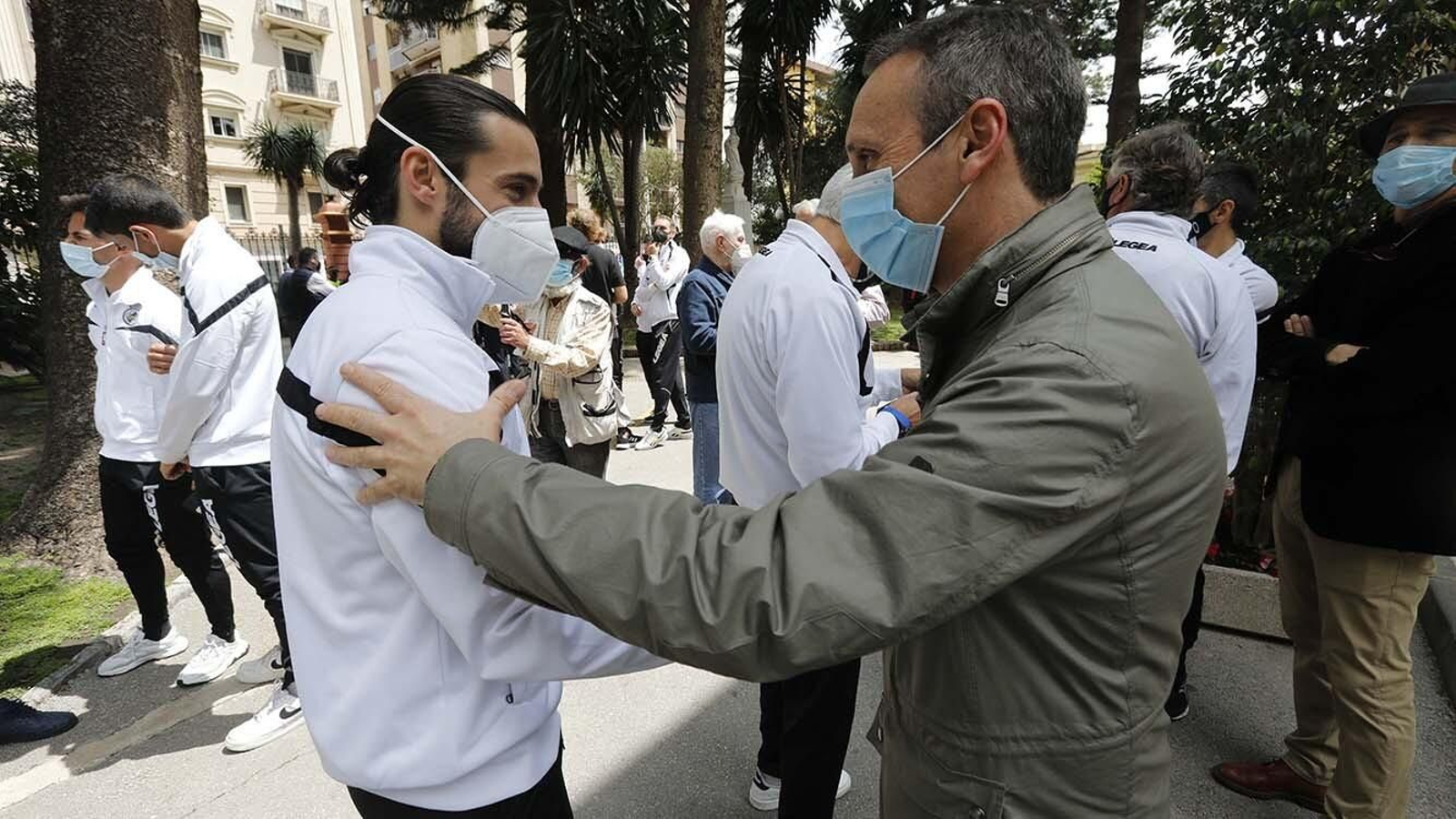 Las fotos de la recepción del Ayuntamiento de la Línea a la Balona  por su ascenso a Primera RFEF