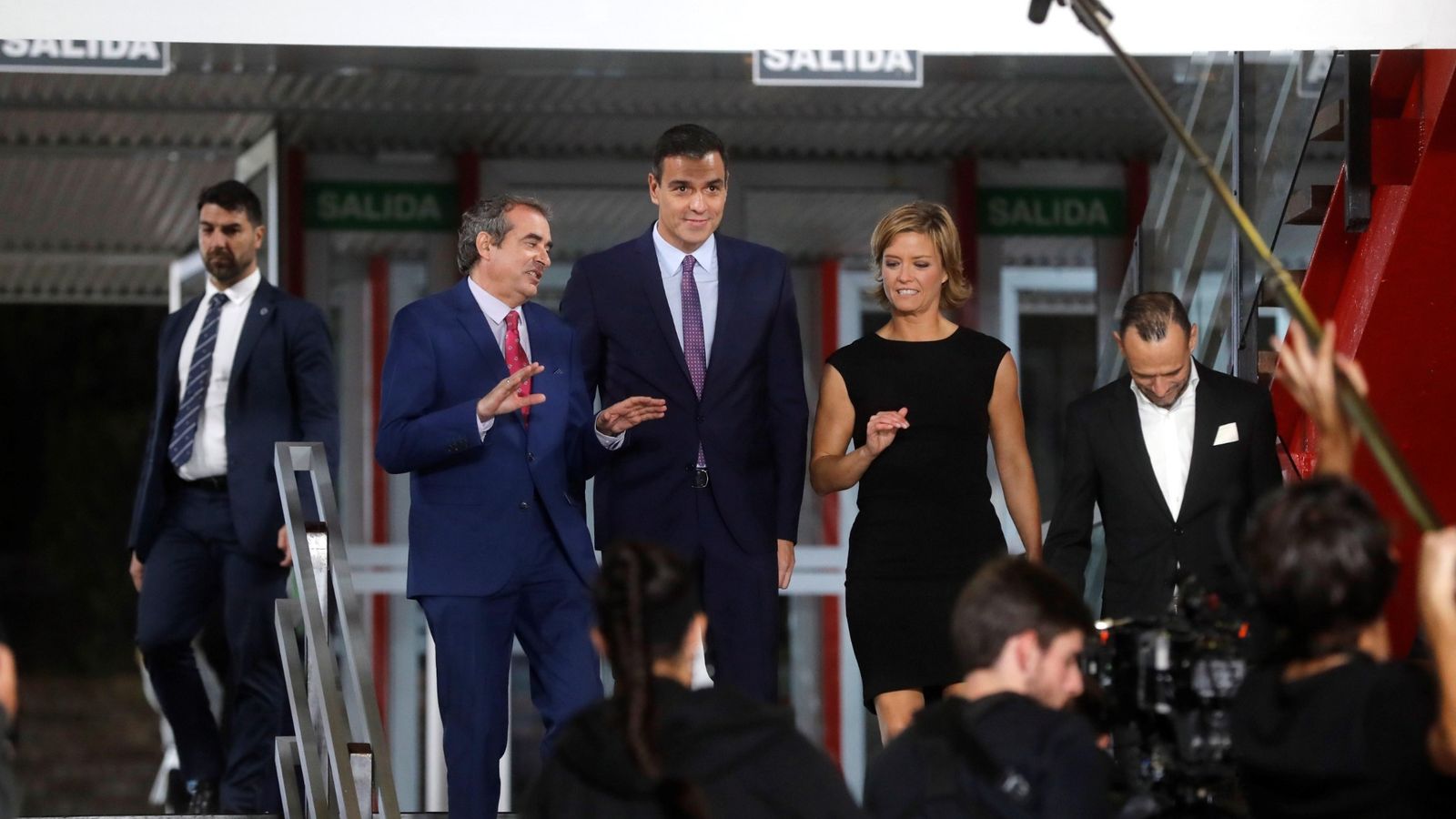 Pedro Sánchez, el último de los candidatos en llegar a la Casa de Campo de Madrid.