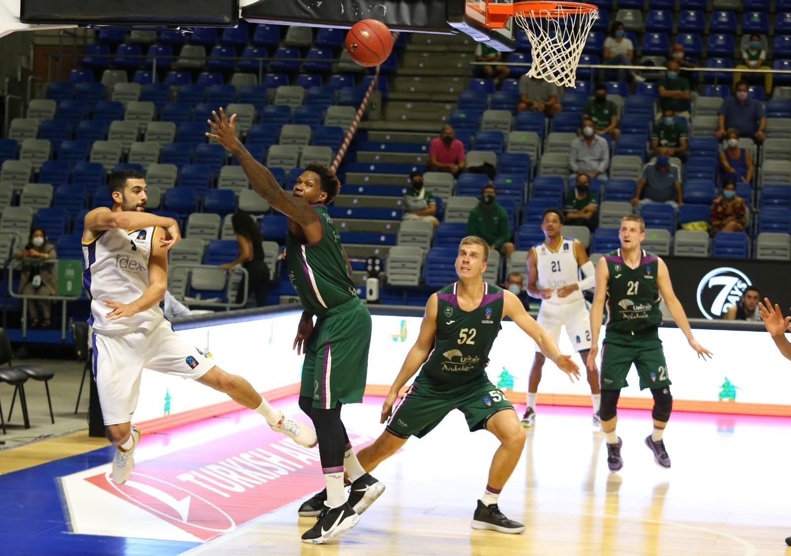Las fotos del Unicaja - Boulogne Metropolitans 92