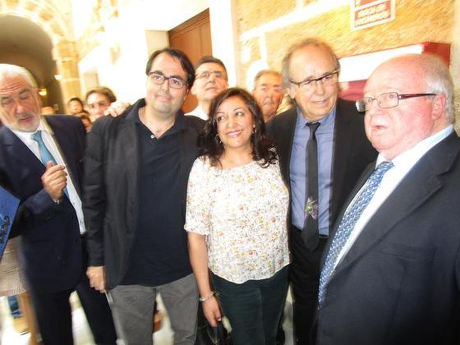 Luis García Gil, Carmen de la Jara, Joan Manuel Serrat y Carlos Medina.  Foto: Ignacio Casas de Ciria