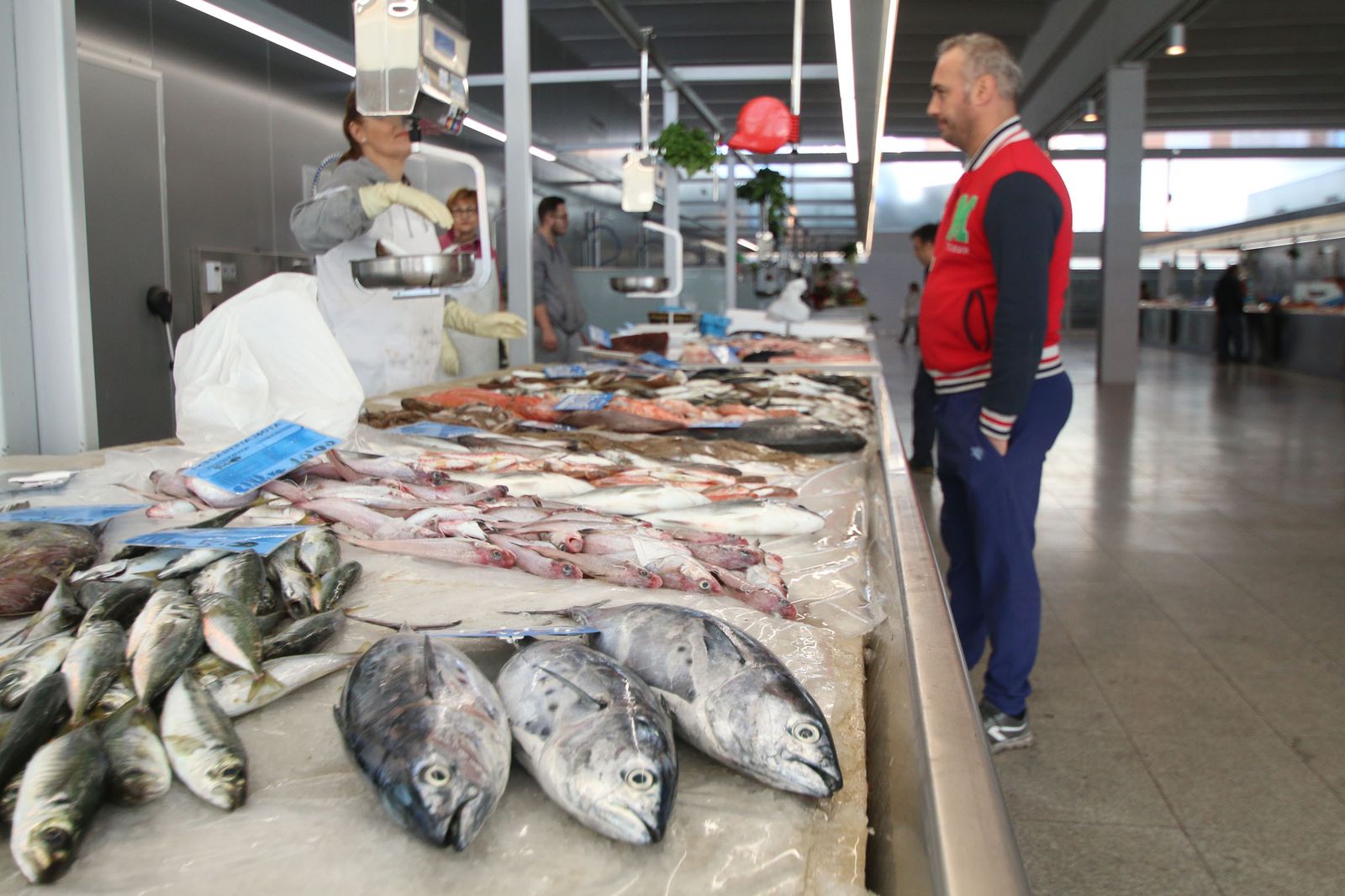 Un puesto de pescado.