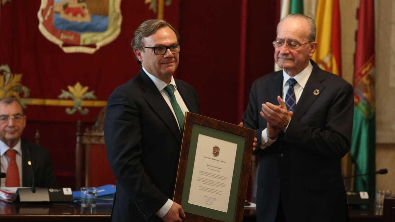 Reconocimiento a Ángel García Vidal. Reconocimiento a Ángel García Vidal.