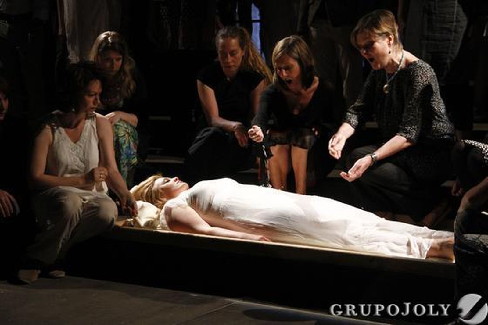 Un momento de la representación.

Foto: Álex Cámara