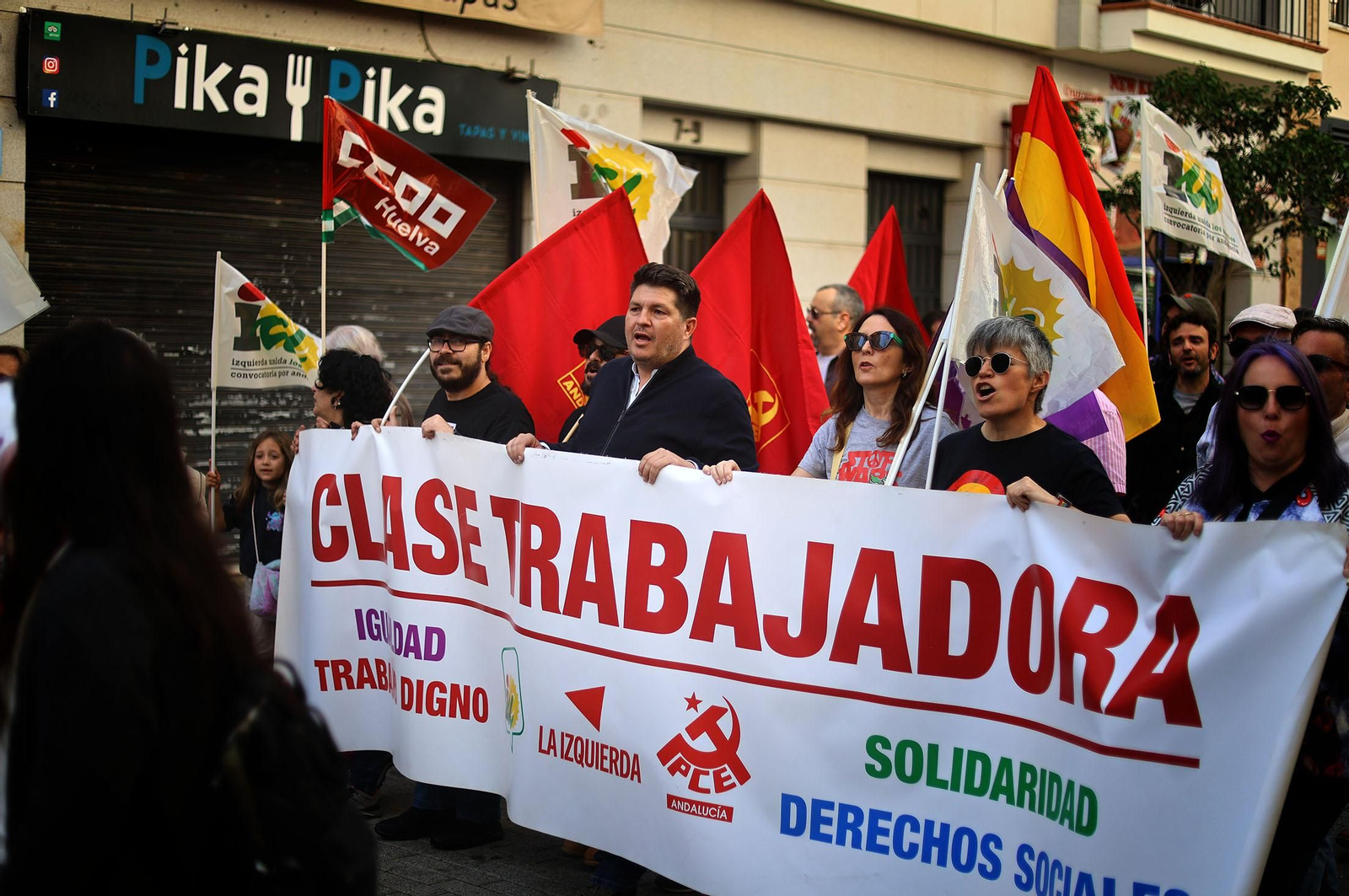 Las mejores imágenes de la manifestación del 1 de Mayo en Huelva