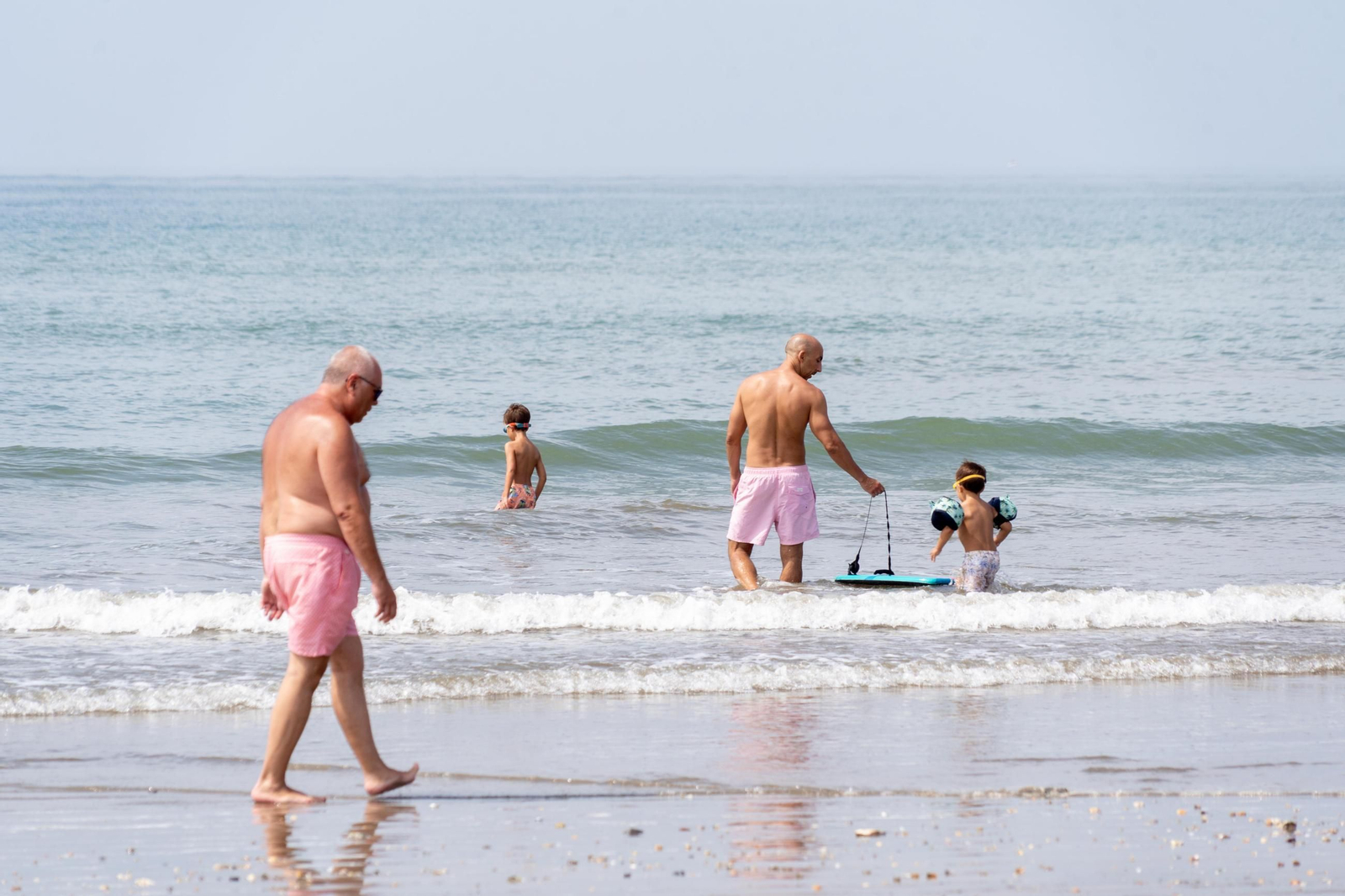 El ambiente de las playas de Huelva el domingo 24 de agosto