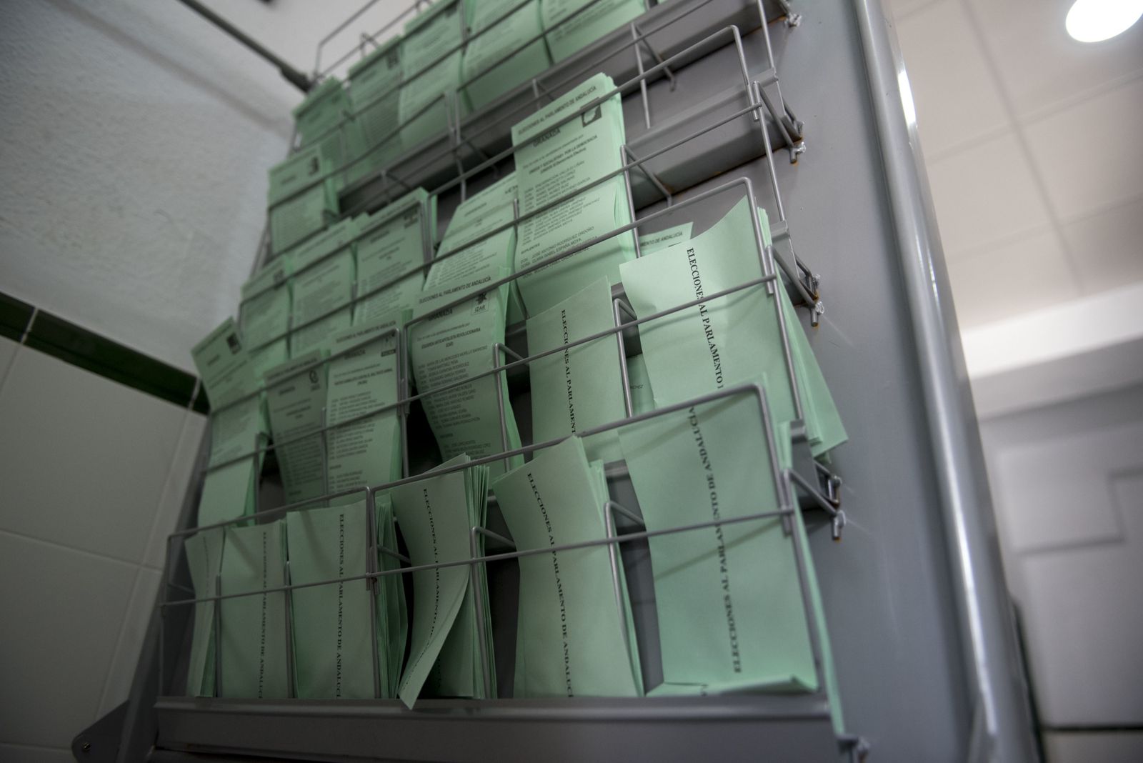 Los granadinos votan en el 2-D