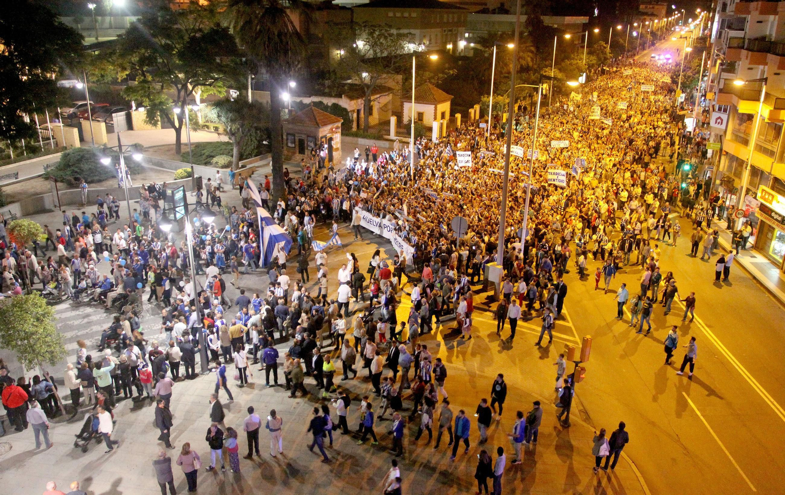 Así vivió Huelva la manifestación 'Huelva por su Recre'