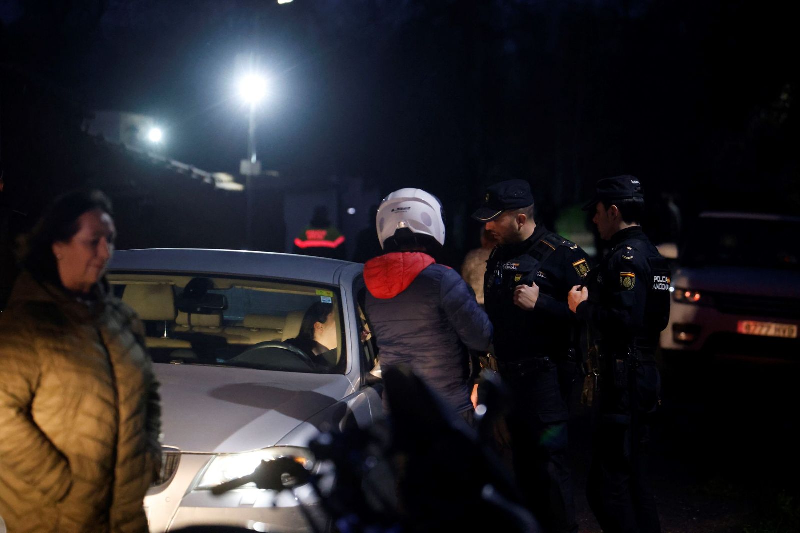Desalojo de la urbanización La Cigüeña de Alcolea por la crecida del río Guadalquivir