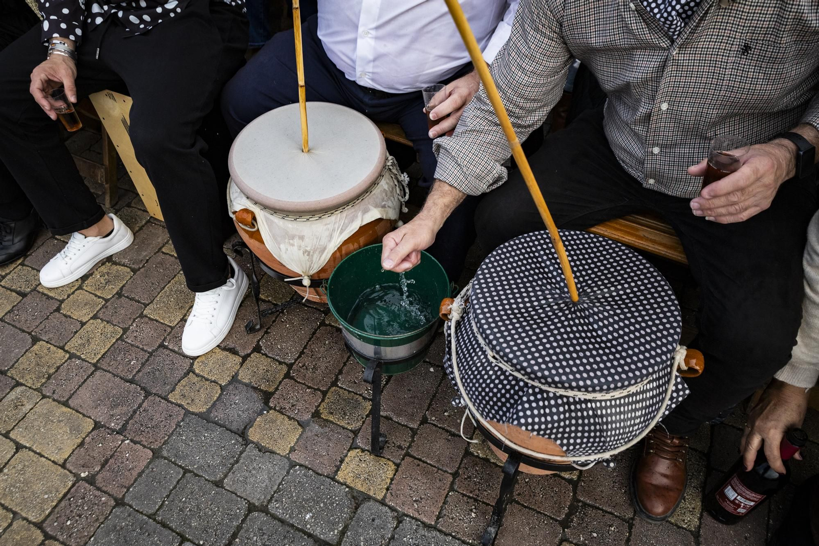 Imágenes de zambombas del día 13 de diciembre en Jerez