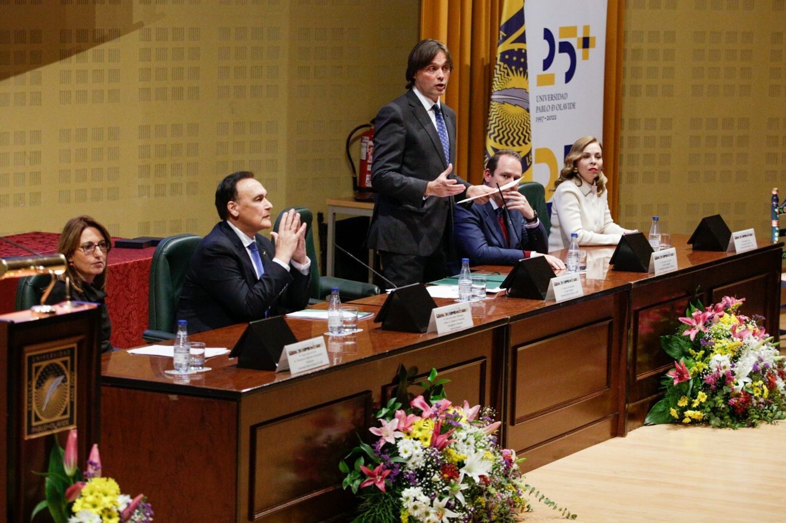 El rector Francisco Oliva en su intervención en el Día de la UPO.
