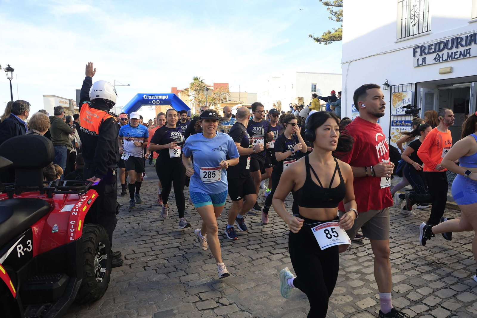 Las fotos de la XVI Carrera del Estrecho-Memorial Pepe Serrano en Tarifa