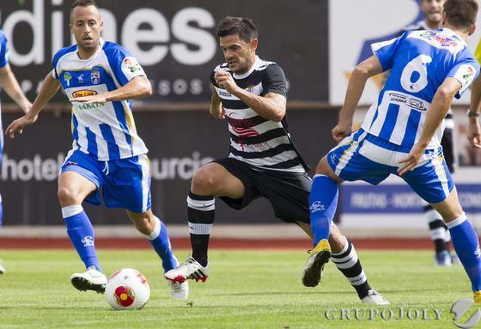 Carrillo es destituido tras la derrota de los azulinos (4-0) en Lorca

Foto: LOF (Pascu Mendez)
