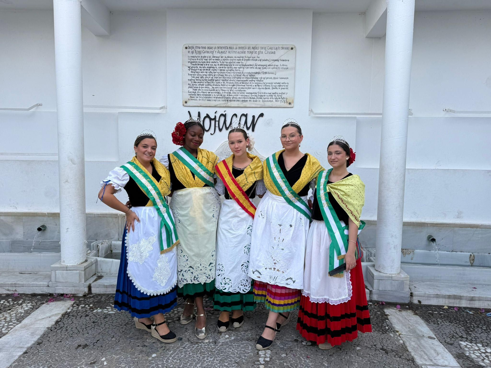 Las mejores imágenes de la carrera de cintas a caballo de Mojácar 2025