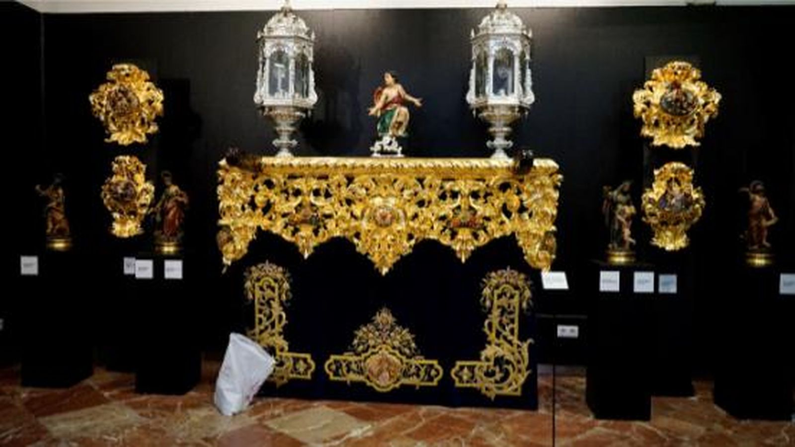 Frontal del canasto del paso