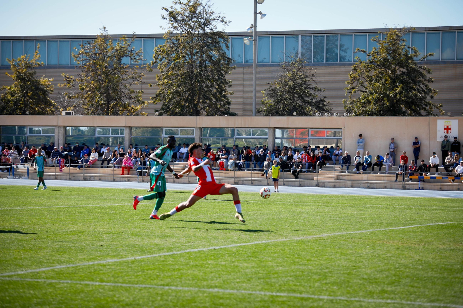Las imágenes de Segunda RFEF entre Almeria B y recreativo de Granada