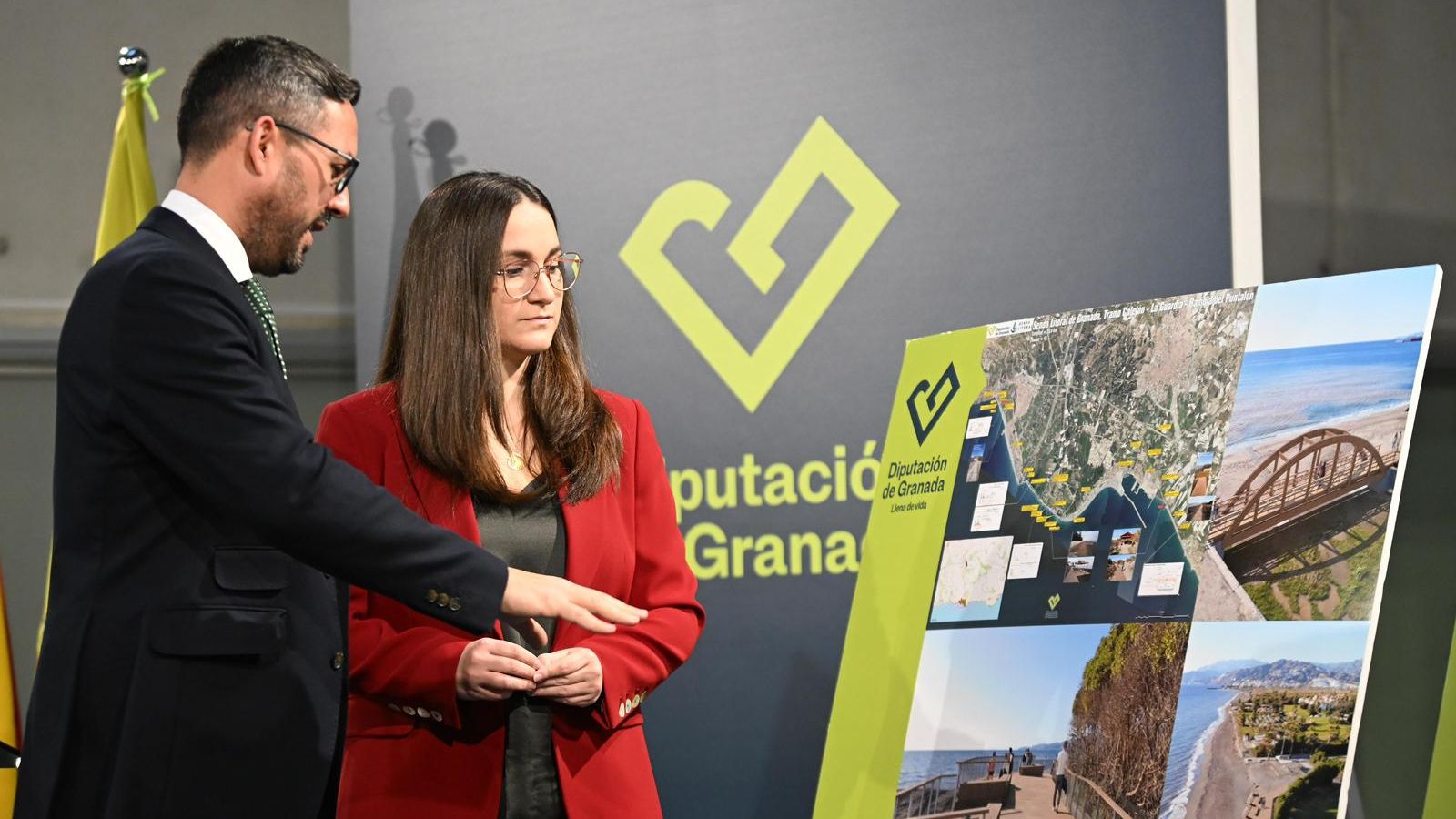 La diputada de Presidencia, Proyectos Estratégicos Provinciales, Gestión de Bienes Culturales y Reto Demográfico, María Vera, y el diputado de Contratación, Agua, Promoción Agraria y Medio Ambiente, Antonio Mancilla