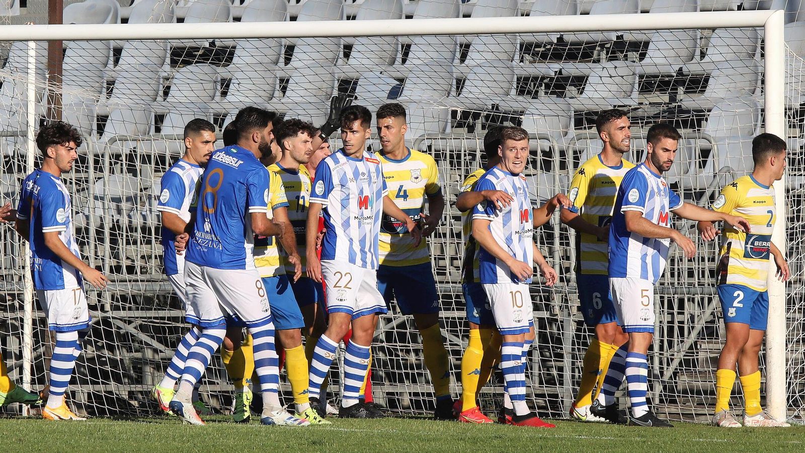 Industrialistas y corianos disputaron un encuentro muy igualado que se decantó por un fallo.