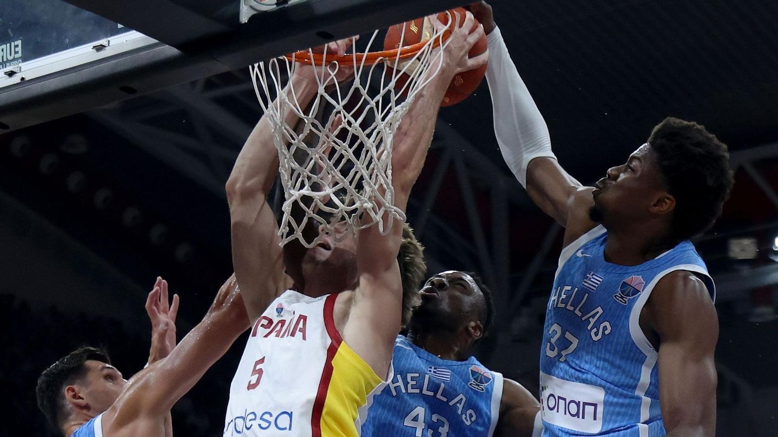 Saint-Supéry, ante Grecia.