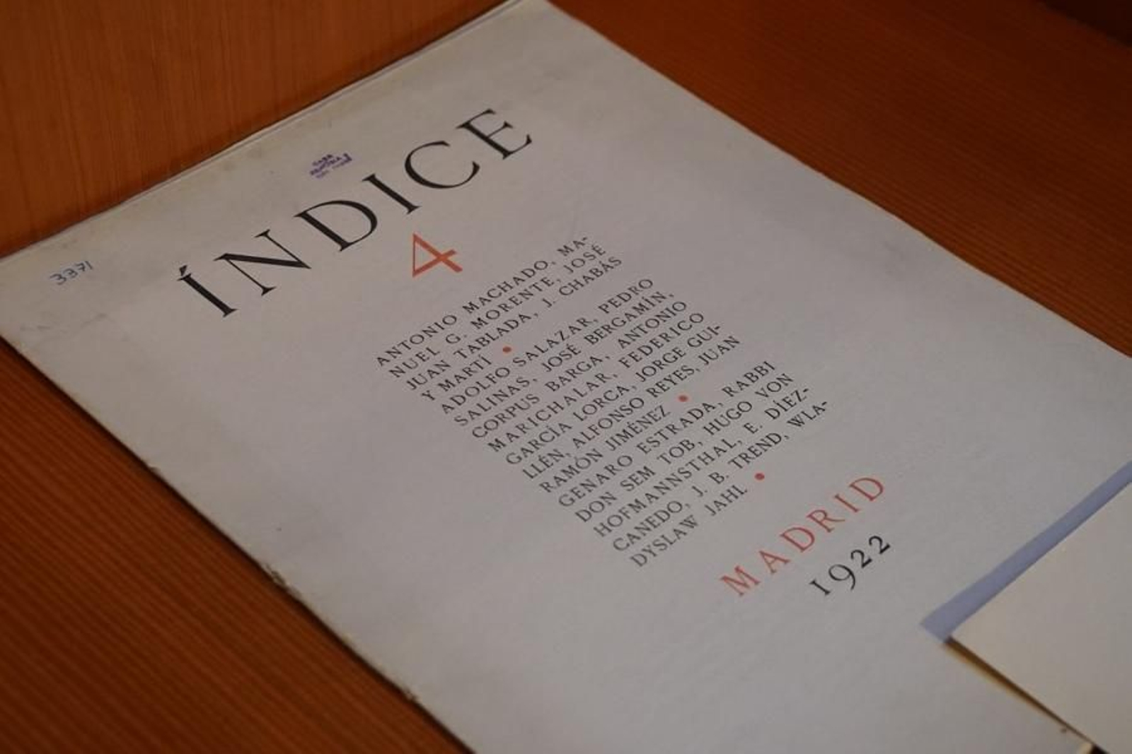 Participantes en un ejemplar de la revista “Índice” Participantes en un ejemplar de la revista “Índice”