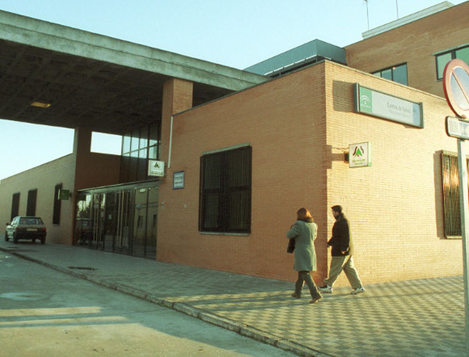 La Eurocámara aprueba la norma para restringir el turismo sanitario