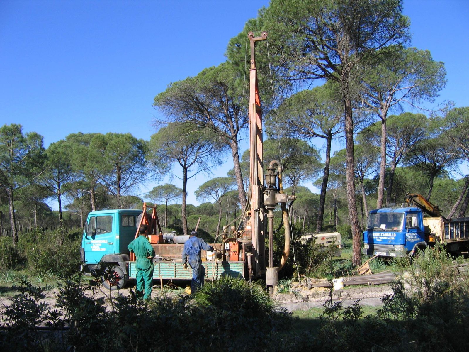 Perforación un pozo en el entorno de Doñana.