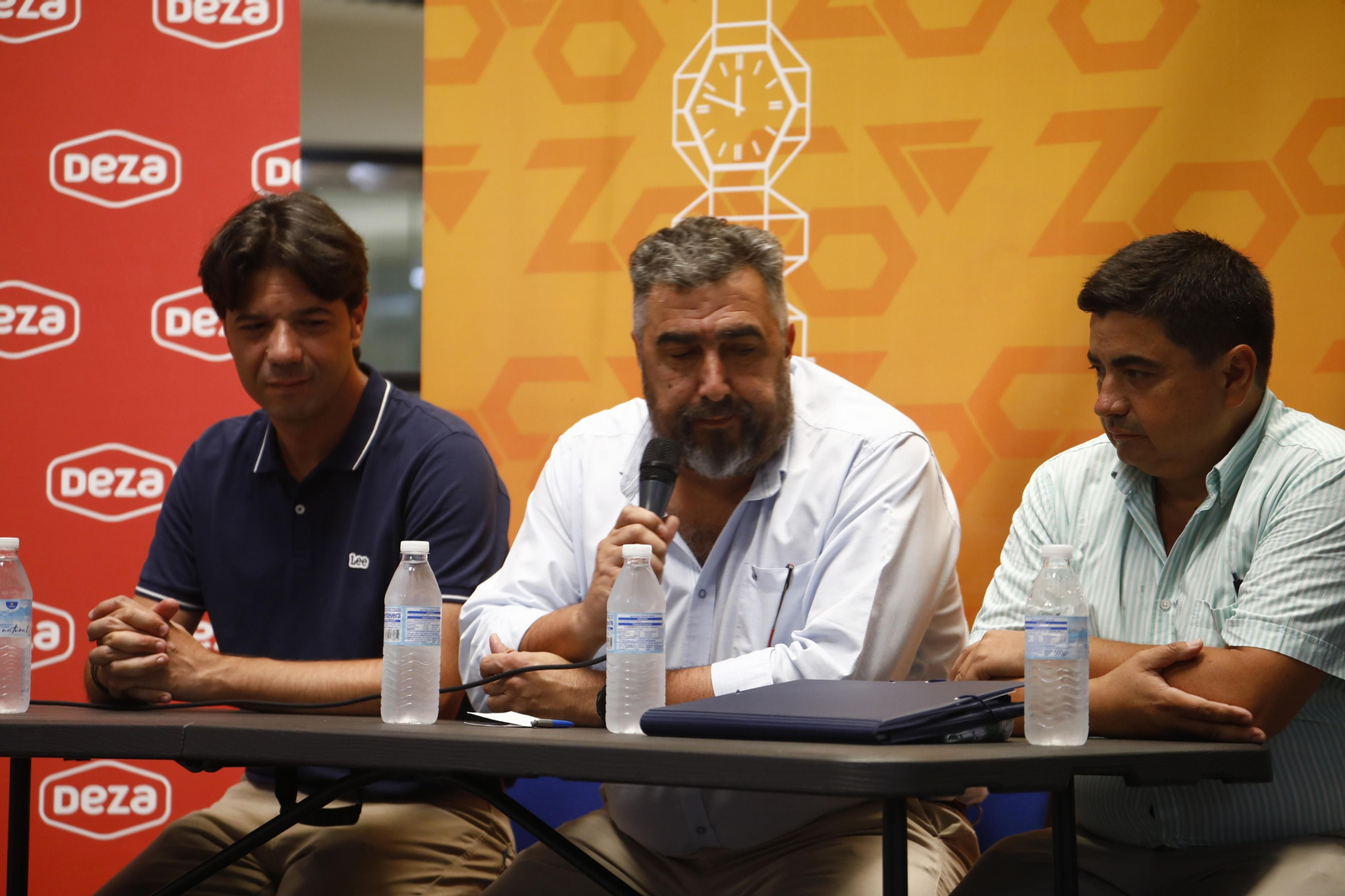 La presentación de las nuevas equipaciones del Córdoba Futsal, en imágenes