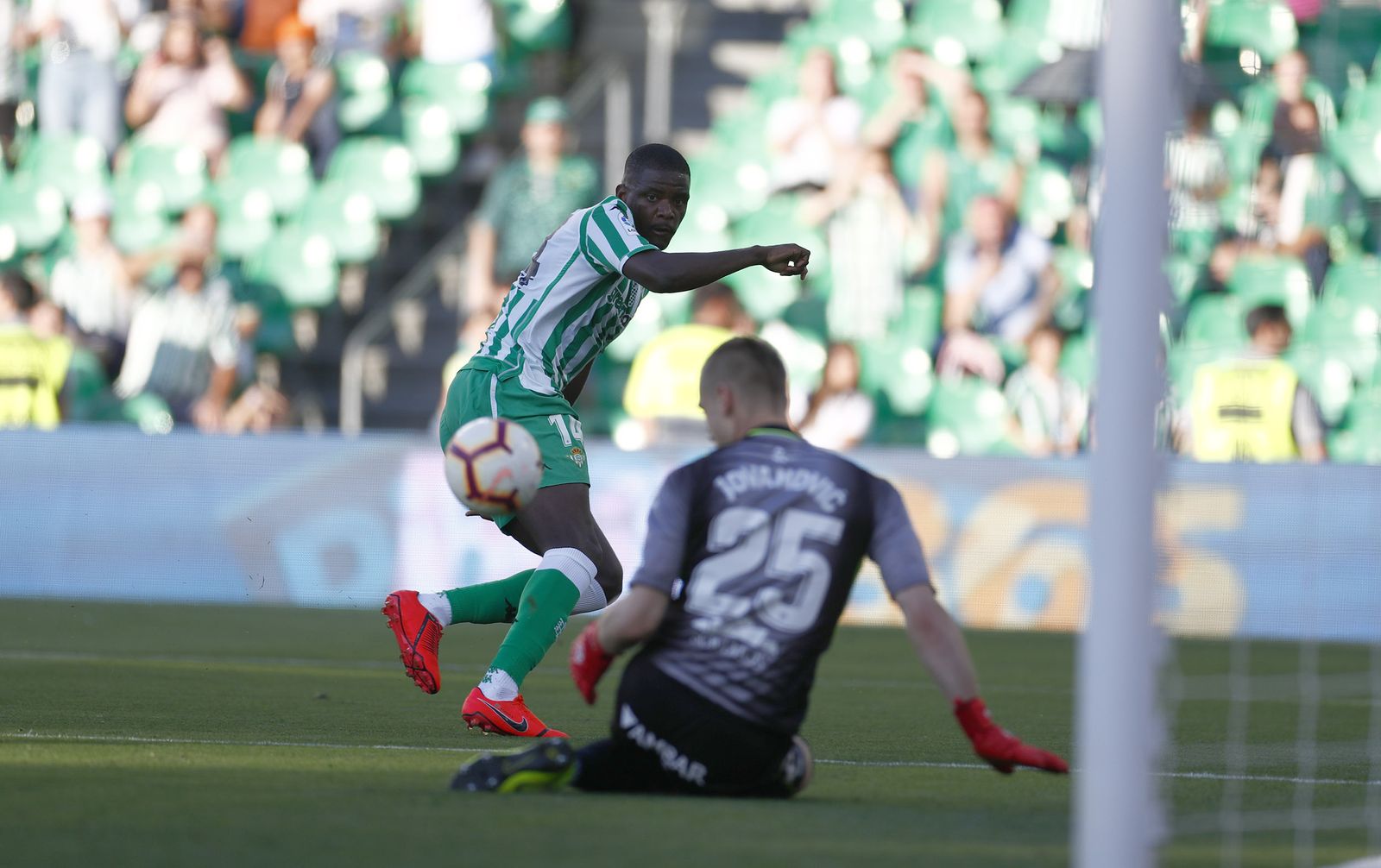Las imágenes del Betis-Huesca