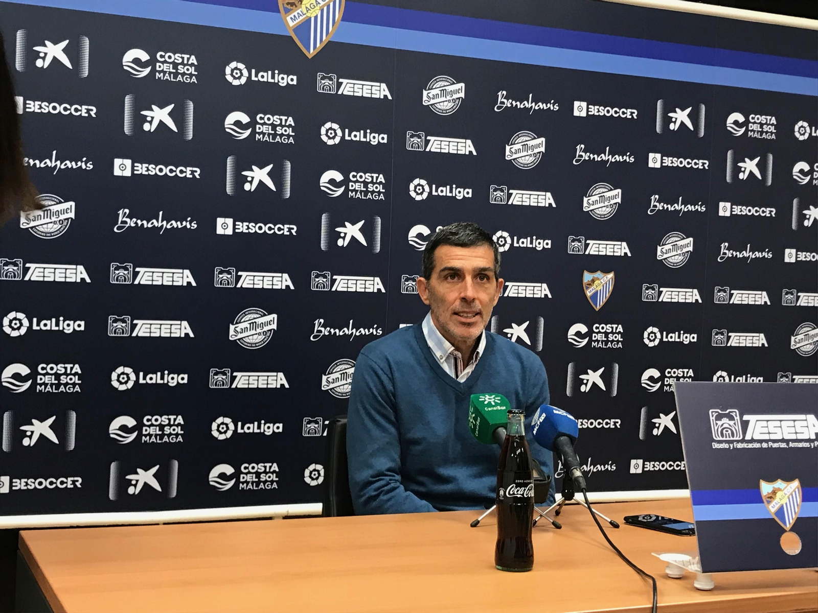 Muñiz, durante la rueda de prensa en el Ciudad de Málaga. Muñiz, durante la rueda de prensa en el Ciudad de Málaga.