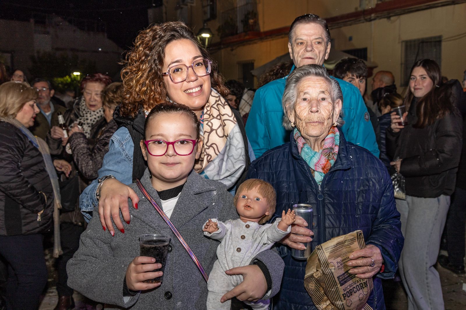 Encendido en Jaén de la lumbre oficial de San Antón 2026 y bendición de los animales