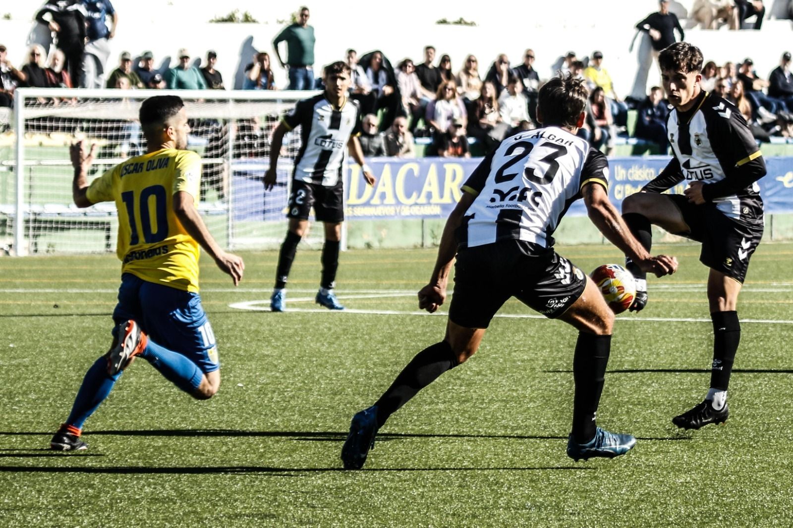 Las fotos de la victoria de la Balona en Conil