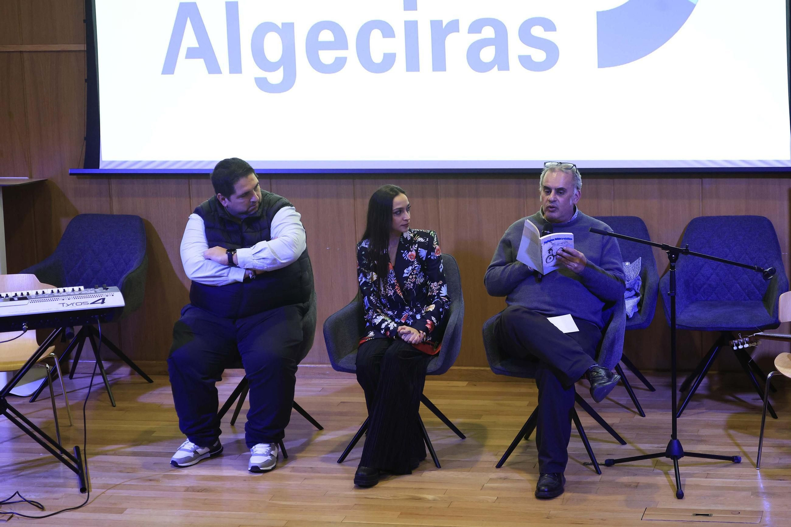 Las fotos de la entrega del Premio Rafael Viso 2025 para jóvenes creadores a la cantante algecireña Naomí Santos