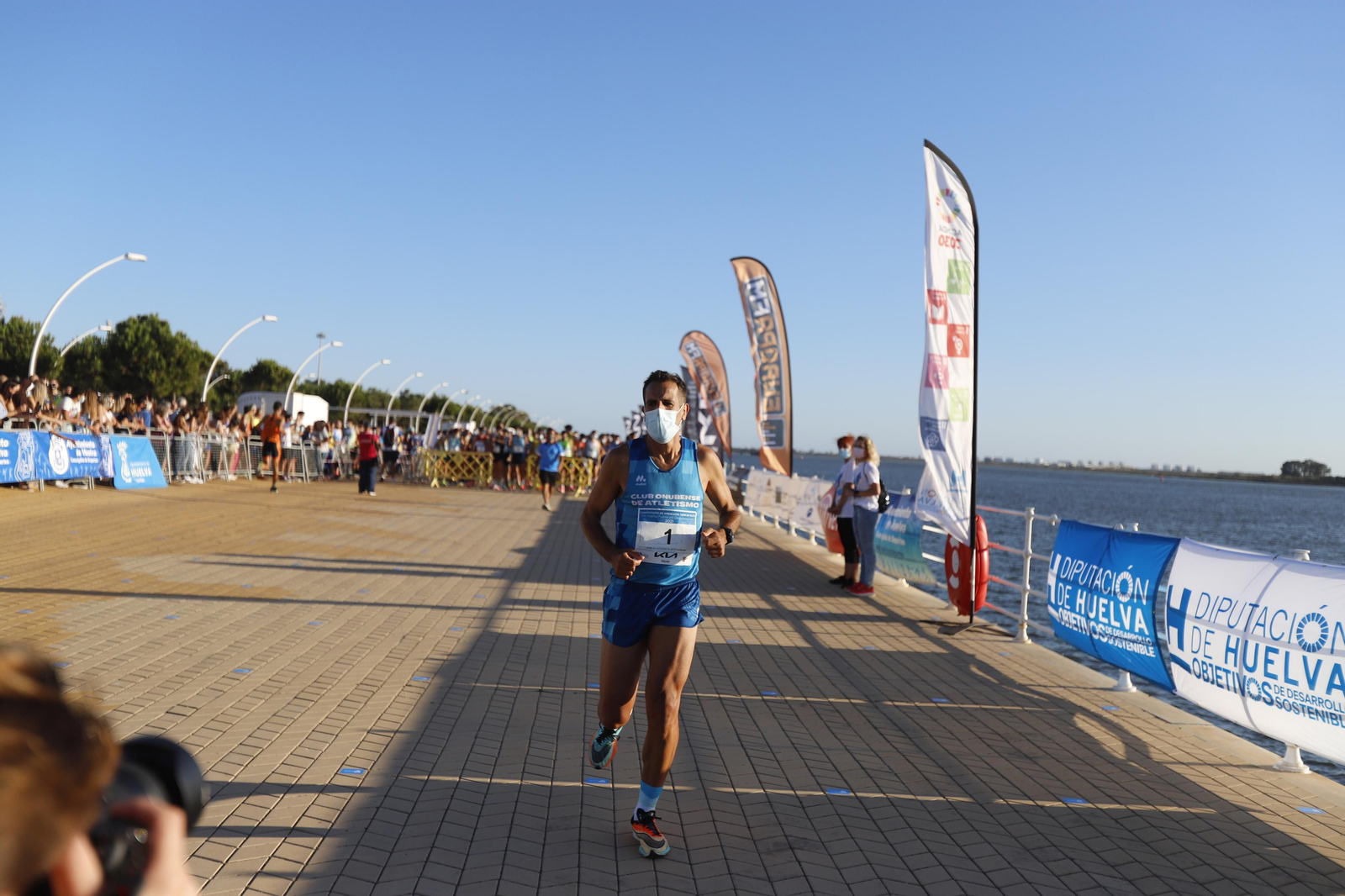 Imágenes de la carrera 10K Huelva Puerta del Descubrimiento