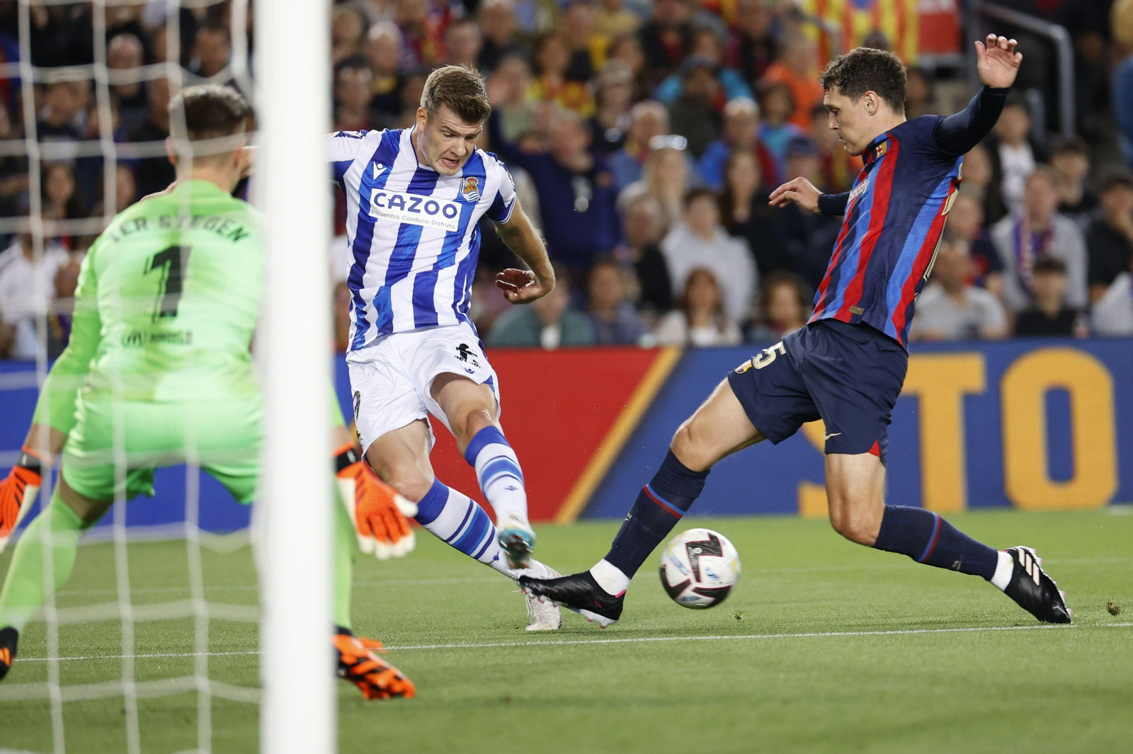 Las fotos de la fiesta del campeón Barcelona con derrota ante la Real