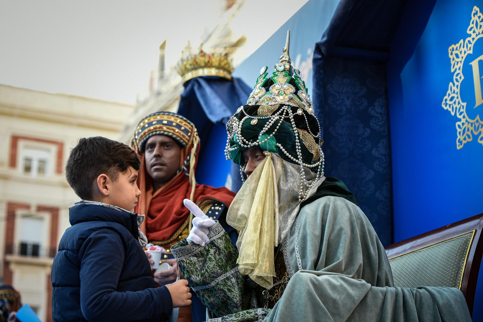 Imágenes de la entrega de cartas a SSMM Los Reyes Magos en el Ayuntamiento