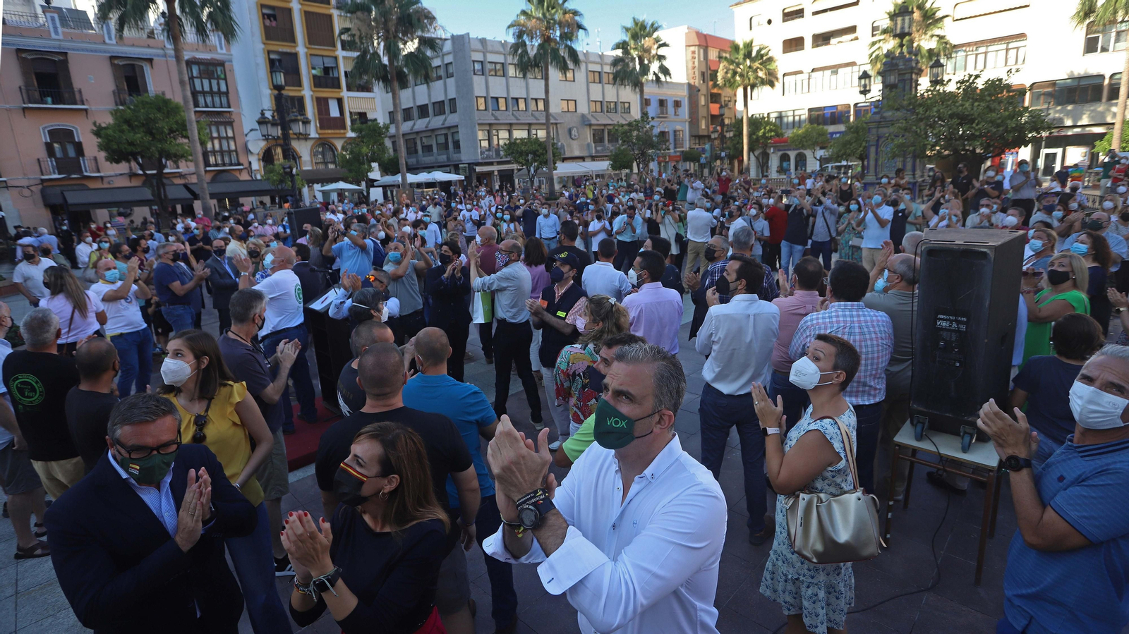Fotos de la concentración en homenaje a José Luis Domínguez Iborra en Algeciras