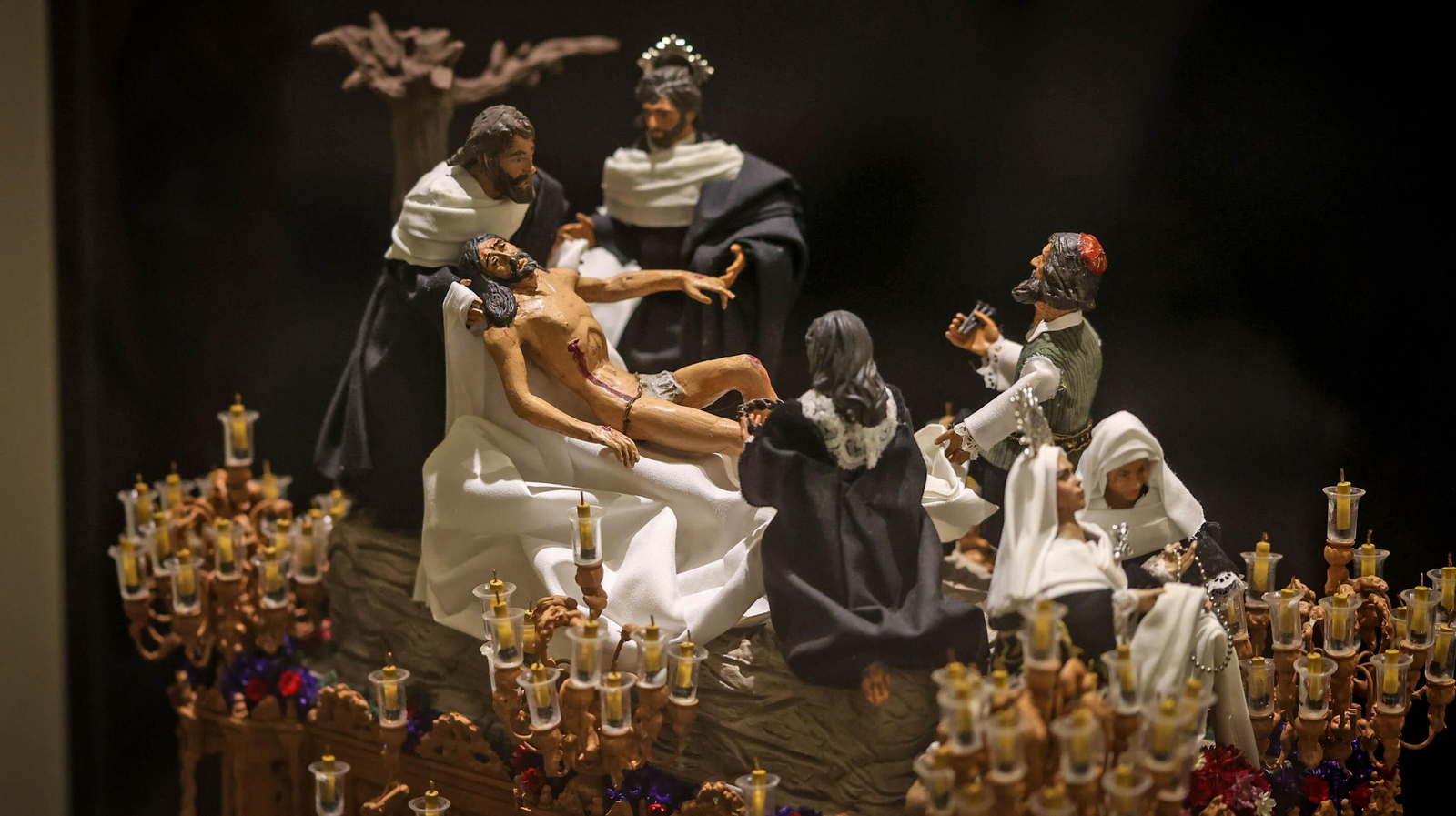 Ya puede verse 'Semana Santa en miniatura' en los claustros de Jerez