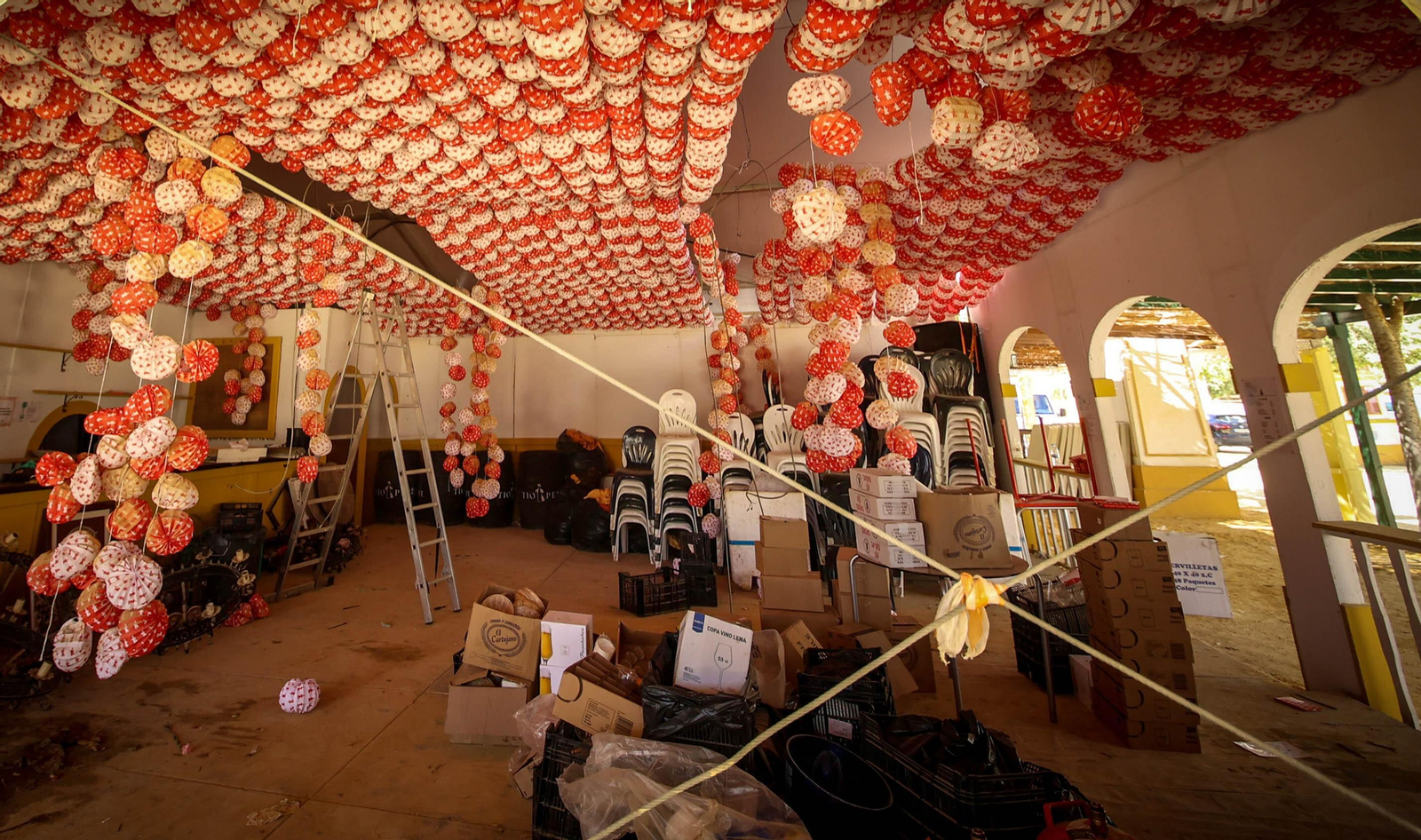Desmontaje de las casetas de la feria de Jerez 2023