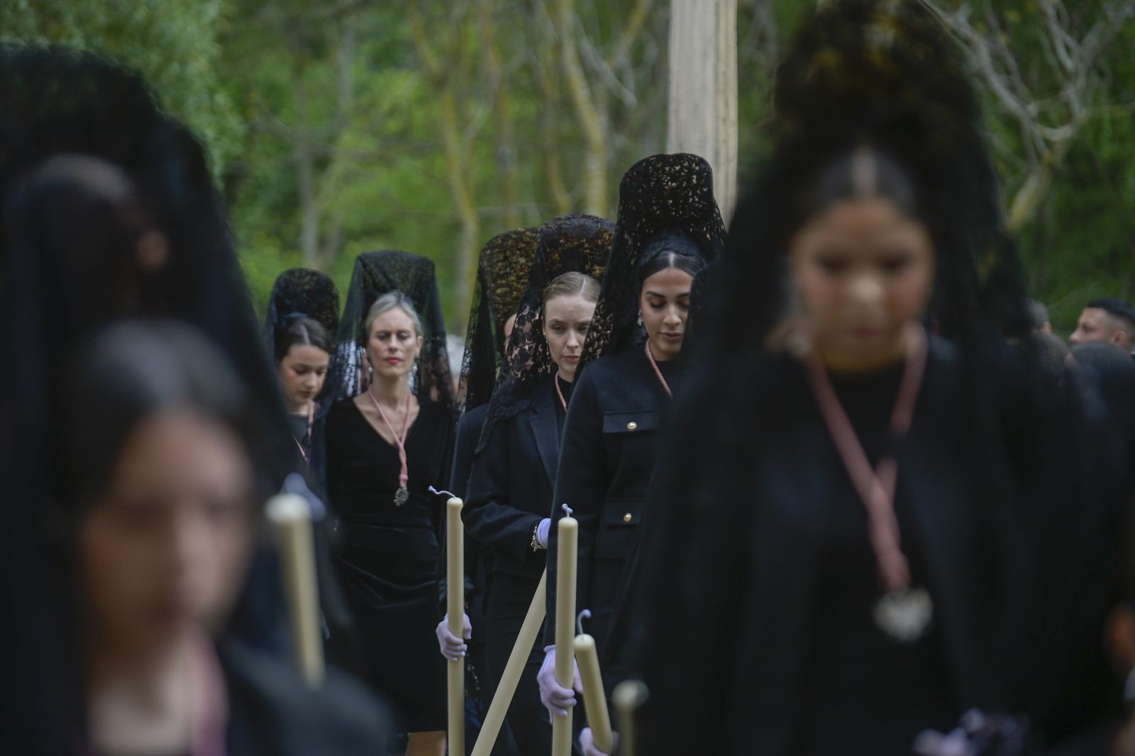 Así vivió Granada la salida de la Cofradía de los Dolores 2025