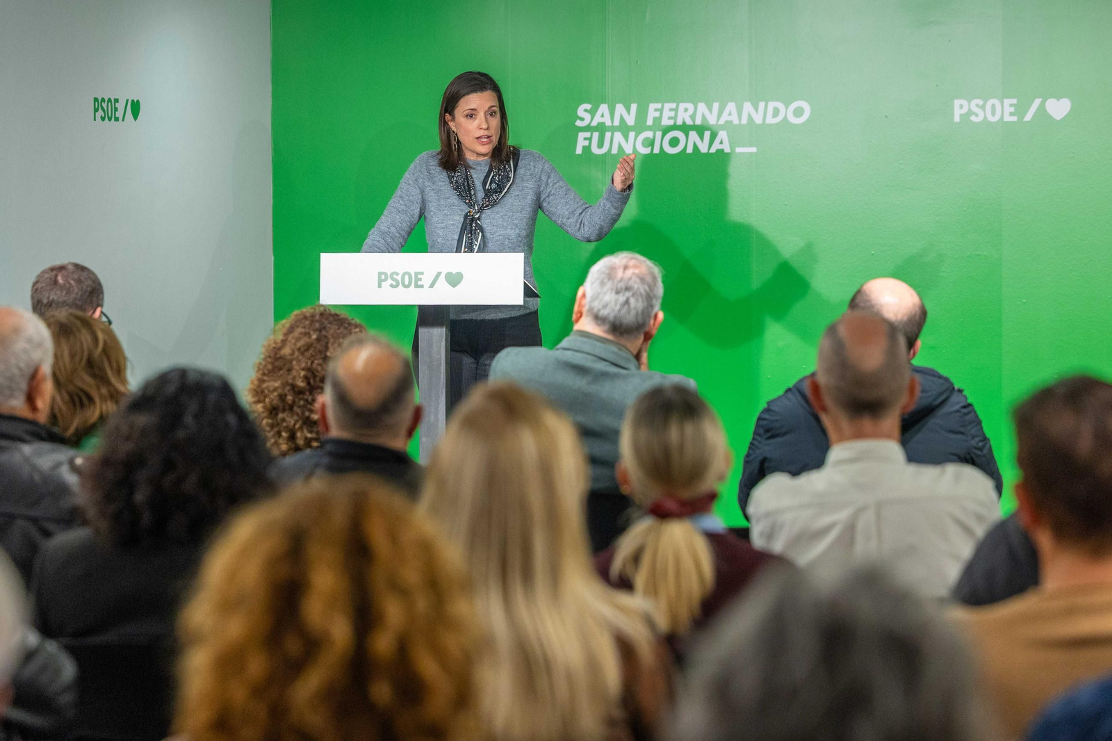 Patricia Cavada, durante la asamblea del PSOE de San Fernando