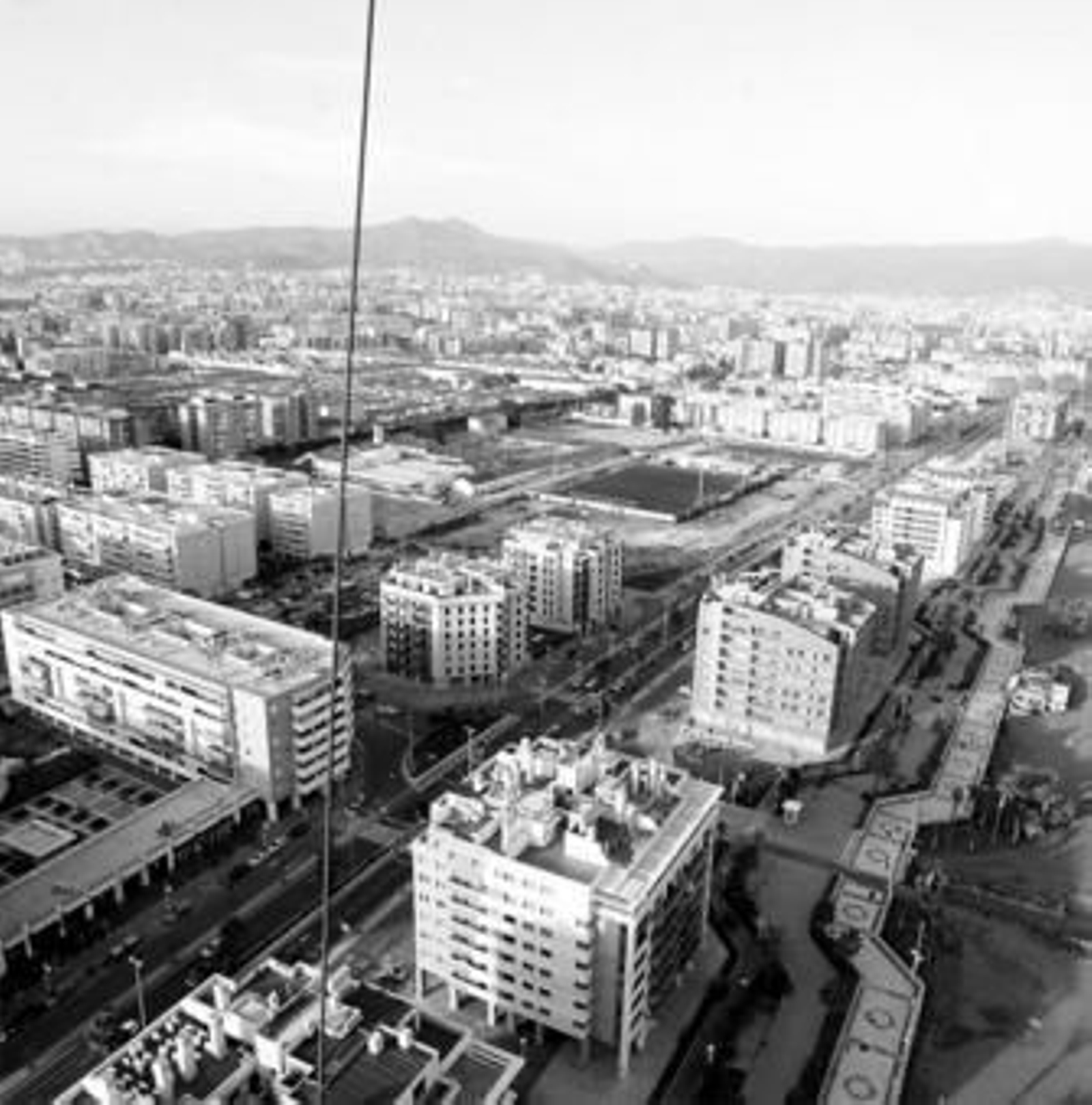 Bloques de viviendas levantados en el litoral oeste de Málaga.