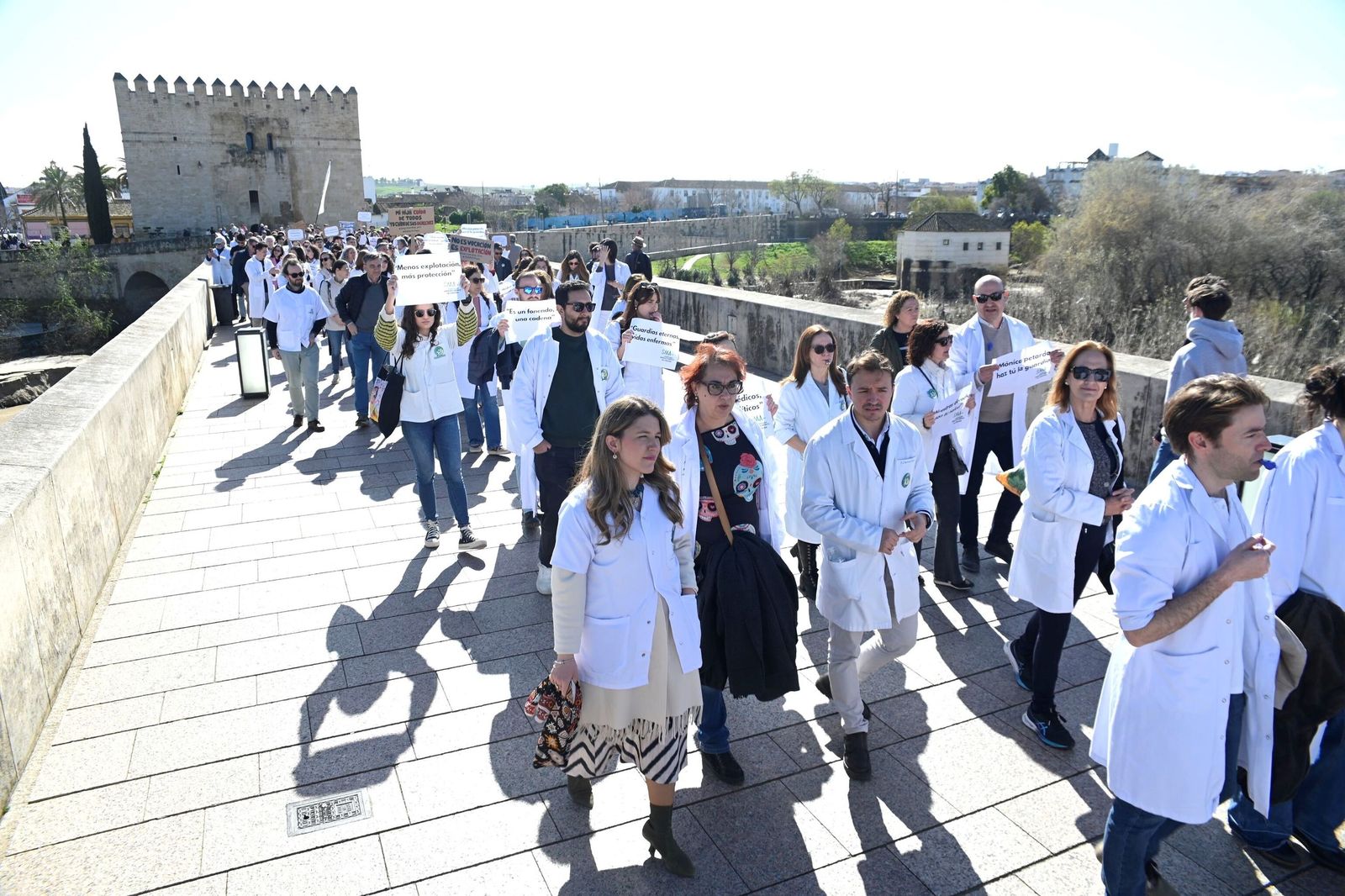 La Marcha de Batas Blancas de los Médicos de Córdoba