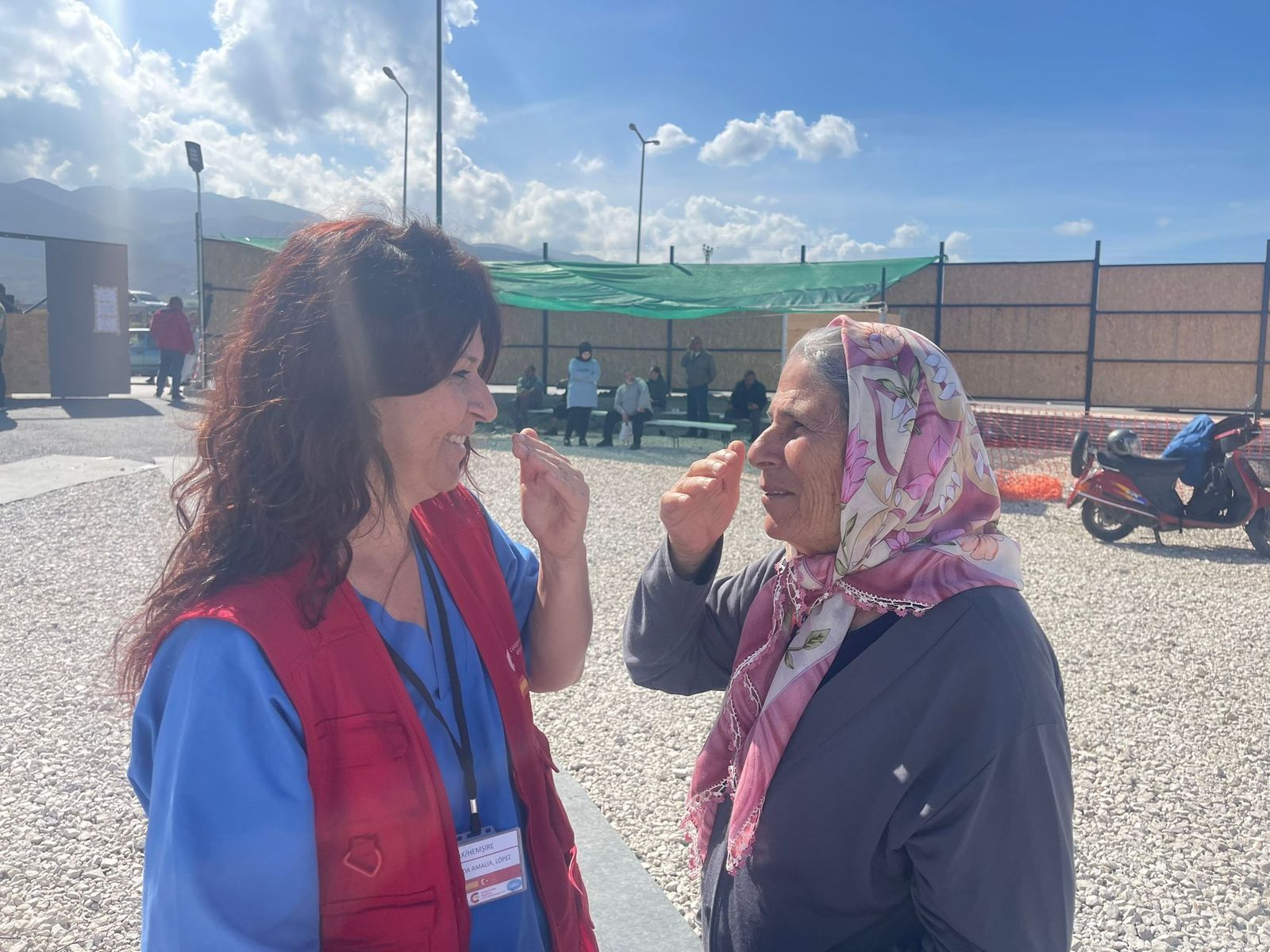 La experiencia de dos sanitarios de Huelva en Turquía tras el terremoto, en imágenes