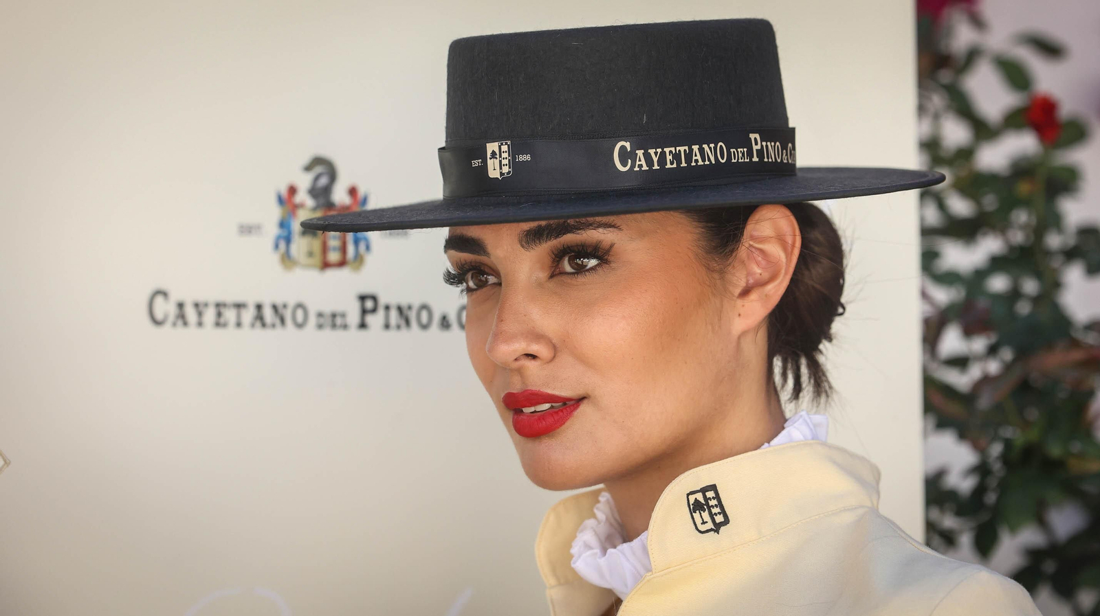 Cayetano del Pino presenta sus nuevos y elegantes uniformes