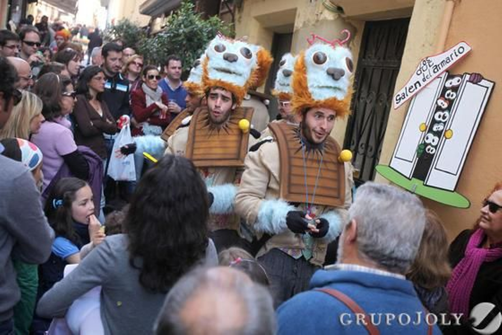 Las agrupaciones aprovechan los últimos coletazos del Carnaval.

Foto: Jesus Marin