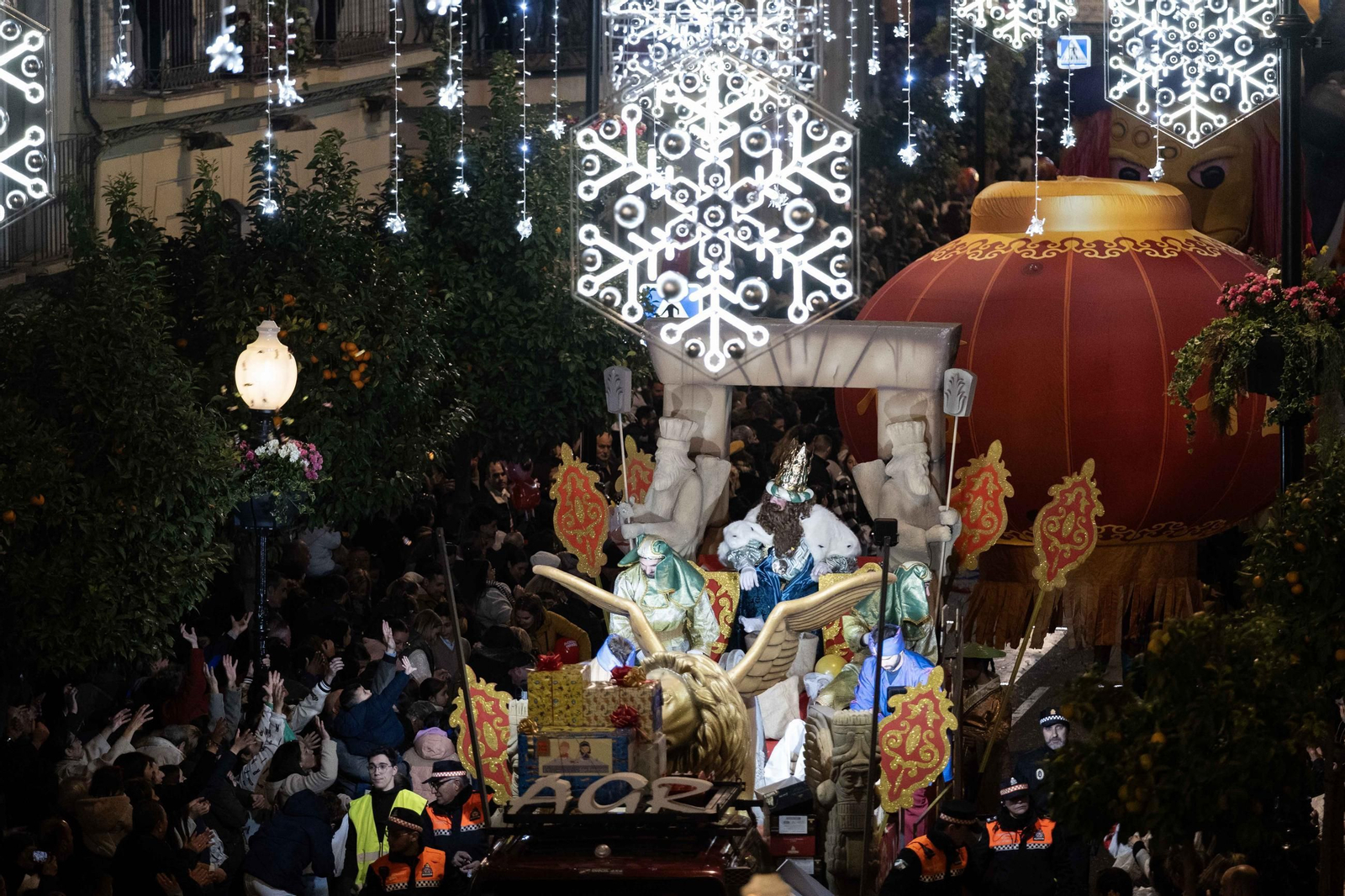 La cabalgata de Reyes Magos de Antequera, en imágenes.