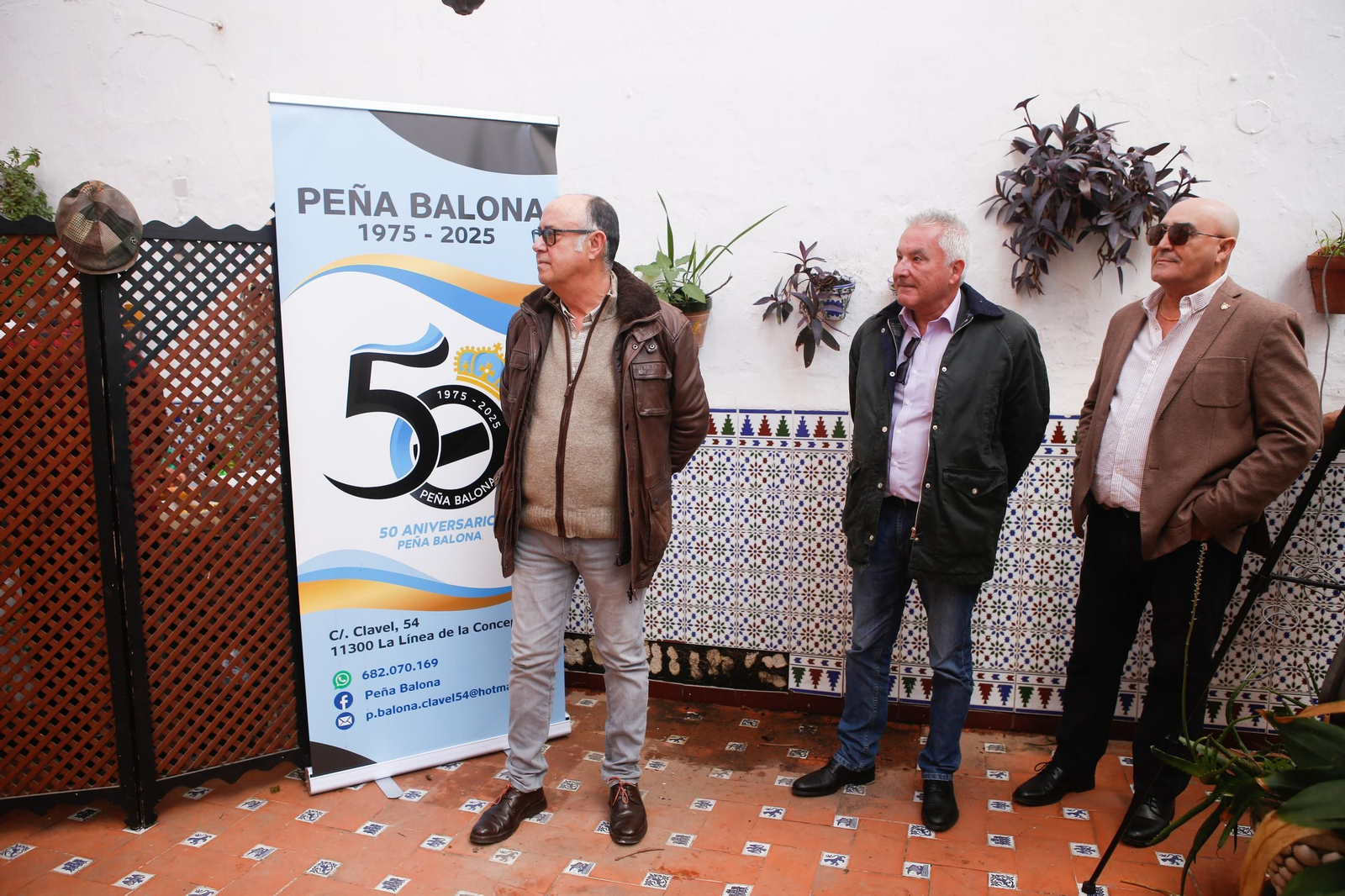 Las fotos de la entrega de medallas de la Asociación Fuerte de Santa Bárbara a la Peña Balona y Julio Vega