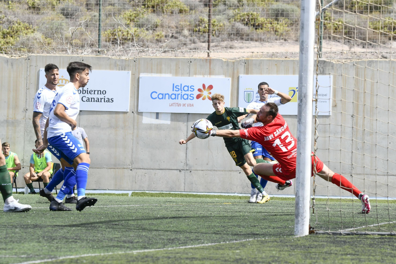 El empate del Córdoba CF ante el Tamaraceite, en imágenes