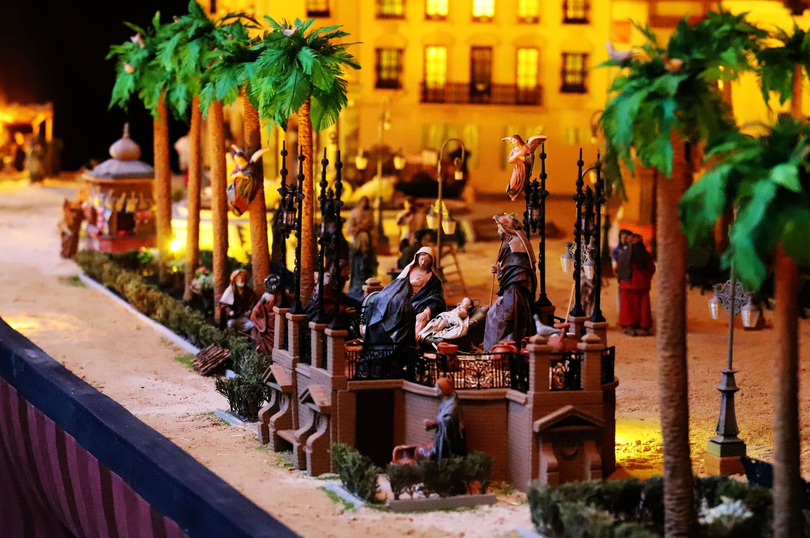 Belén del Ayuntamiento de Huelva basado en la antigua Plaza de las Monjas