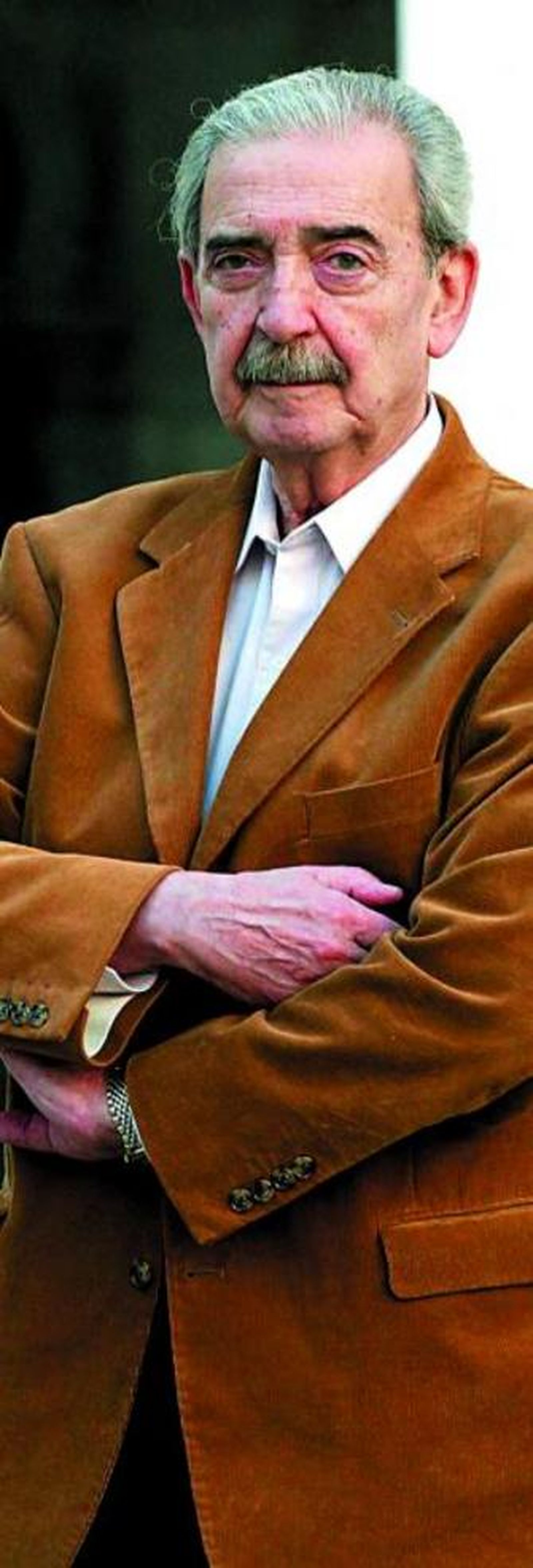 El poeta argentino Juan Gelman.